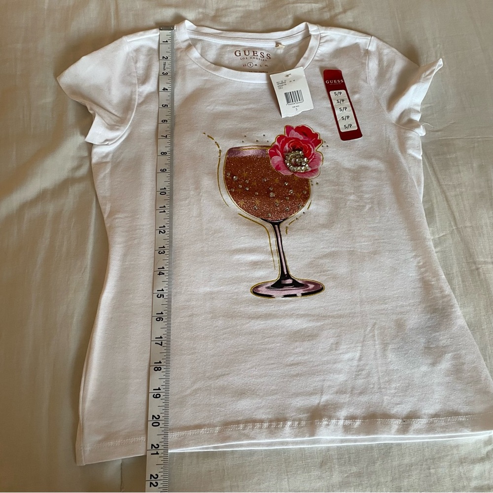 GUESS Embellished Graphic White T-Shirt NWT Size Small - Picture 8 of 13
